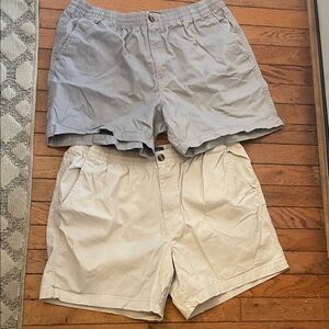Crown & Ivy Men's Gray and Cream Flat Front Shorts